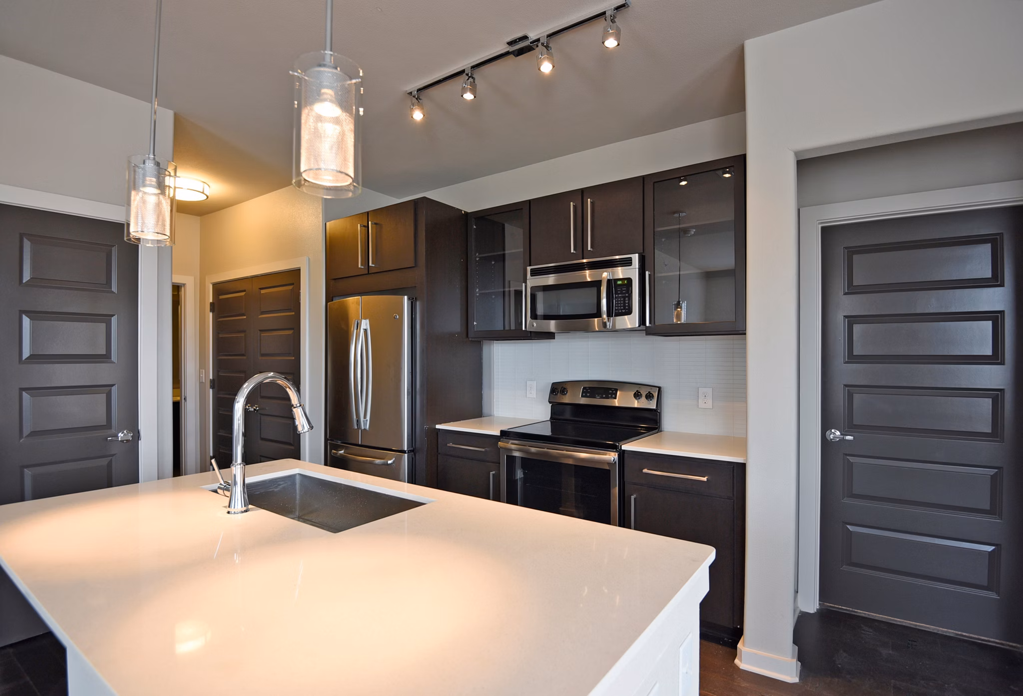 kitchen at Elan 99 West Apartments
