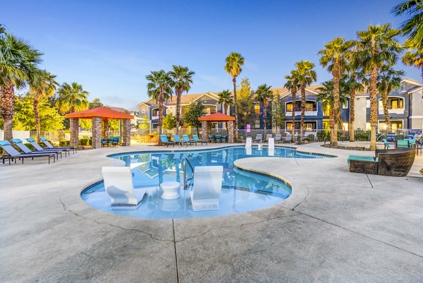 pool at Tesoro Ranch Apartments