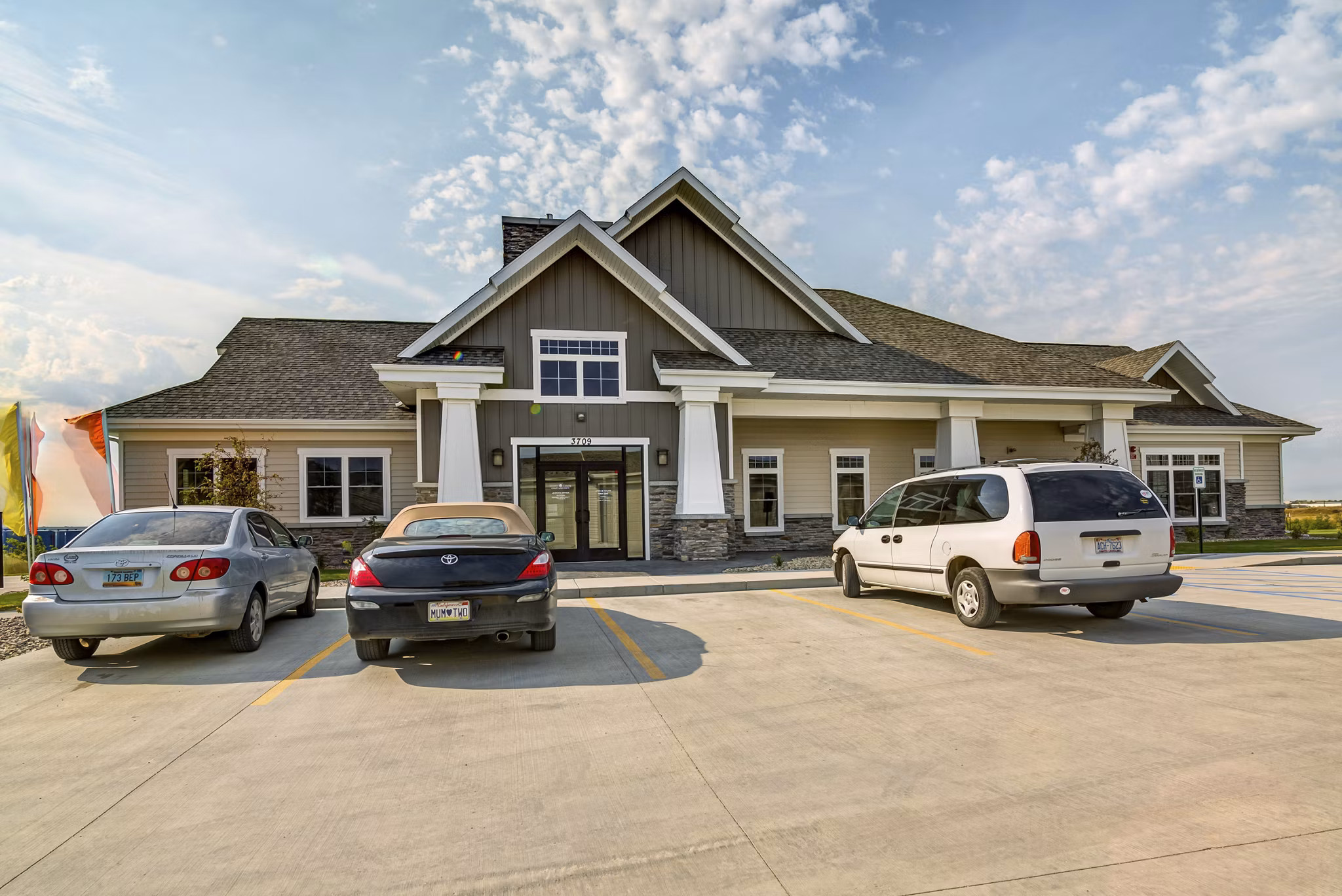 South Ridge Apartments: Elegant contemporary of luxury apartments in a prime location
