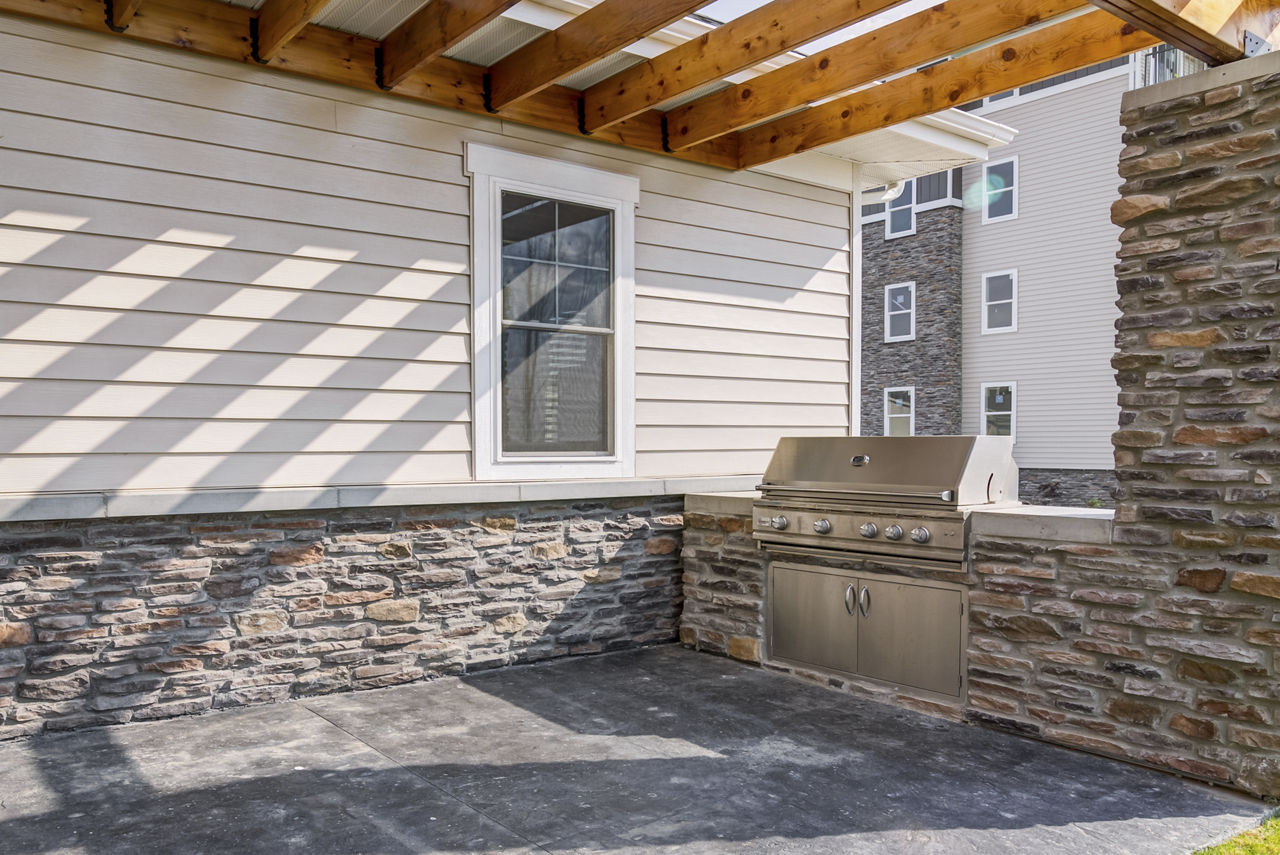 Grill area at South Ridge Apartments