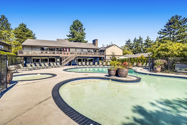 pool at Park 120 Apartments