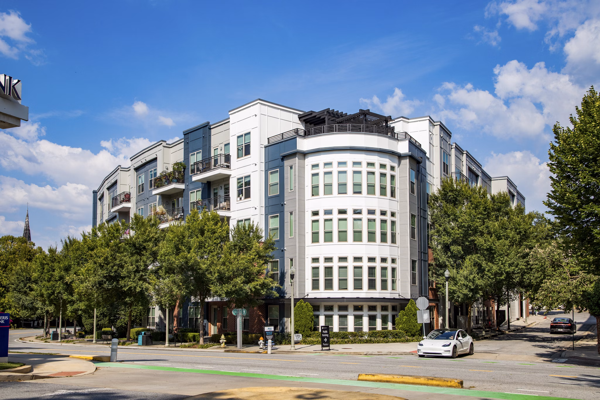 1133 on the Square Apartments: Stylish of luxury high-rise apartments at Greystar community