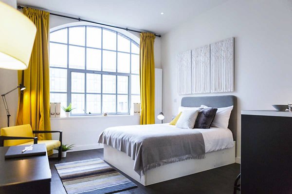 bedroom at Chapter Aldgate                