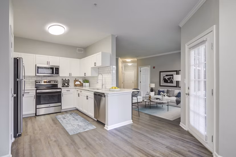 Contemporary kitchen with stainless steel appliances at Heights at Wheeler Hill Apartments