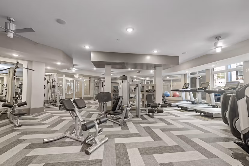 fitness center at Circa Uptown Apartments