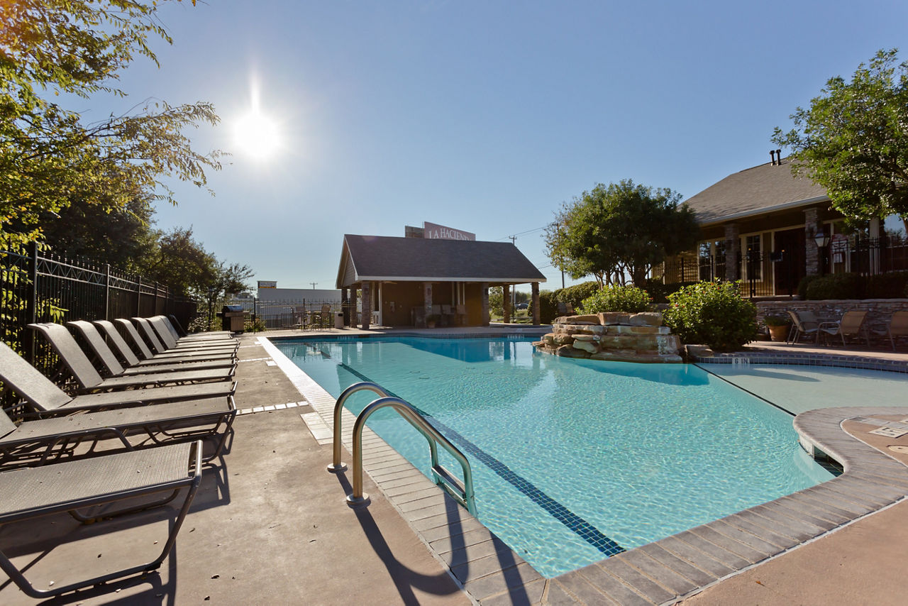 Pool at The Ravinia Apartments (2 of 3)