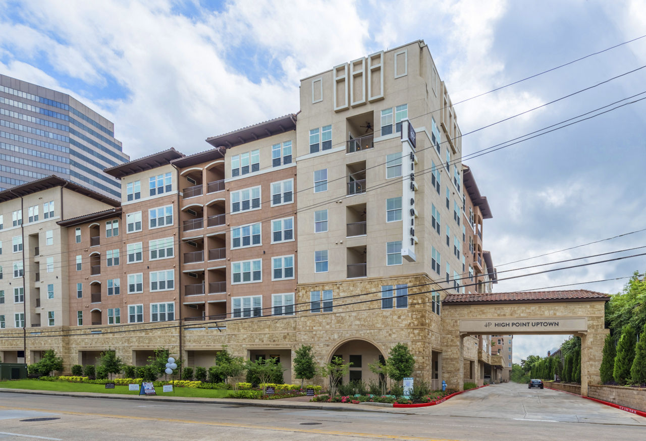 High Point Uptown Houston Tx 4 of 12