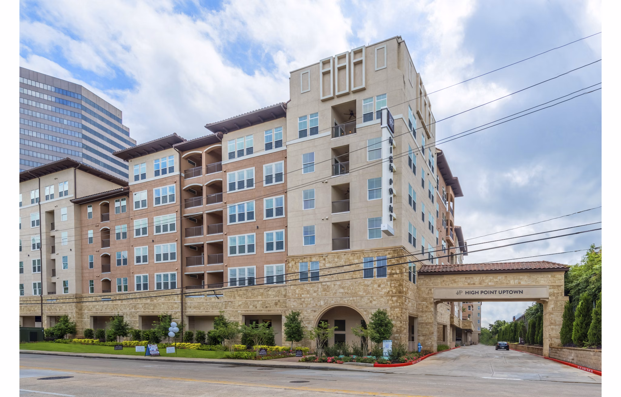 High Point Uptown: Elegant of luxury apartments in the heart of the city
