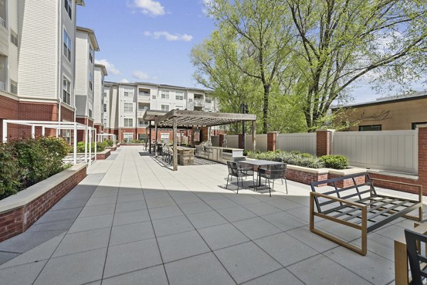 patio at Rutherford Station Apartments