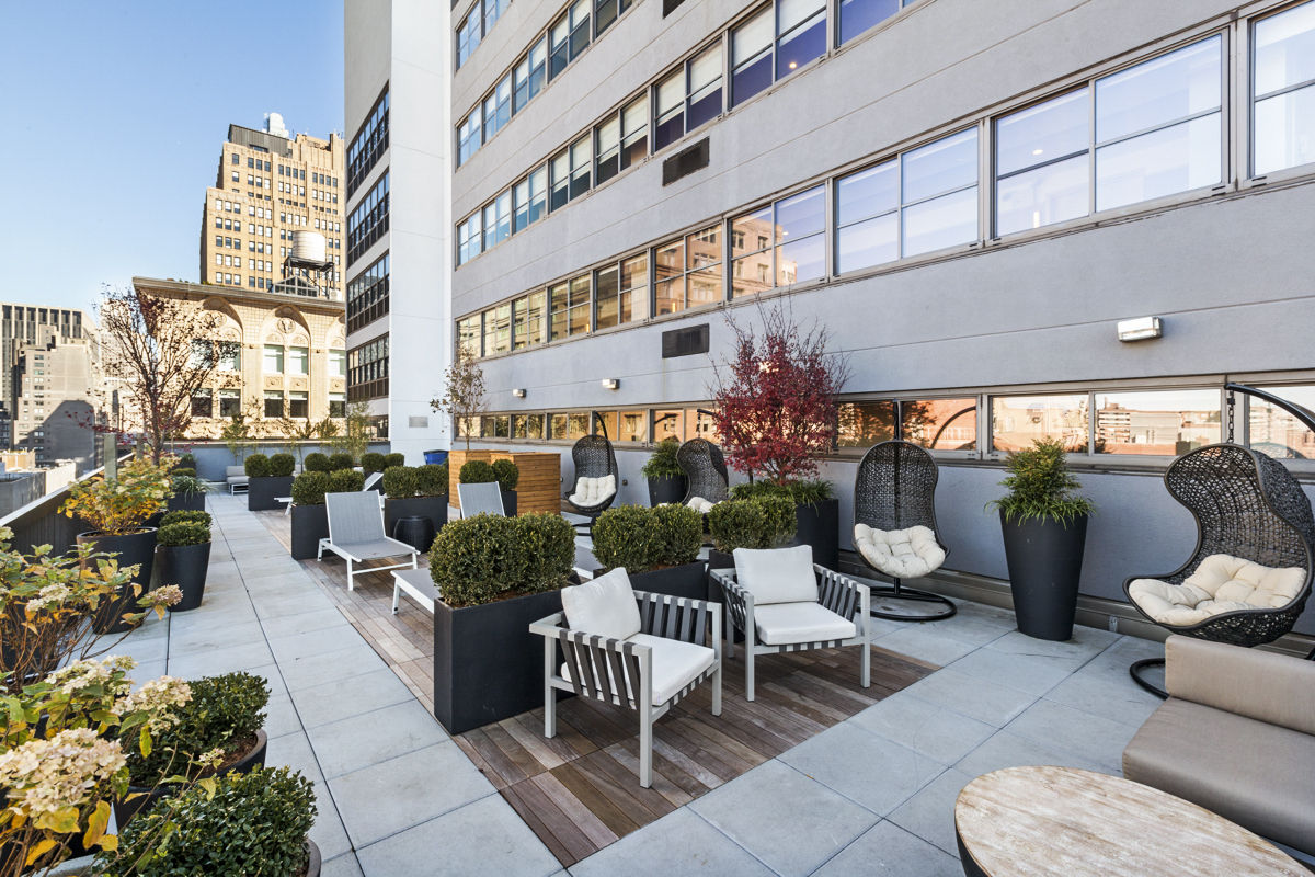 160 West   24 Street #PHB, Manhattan, NY 10011 5
