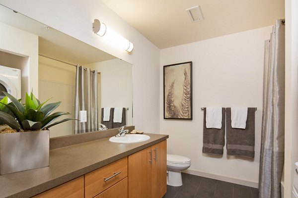 bathroom at VUE25 Apartments