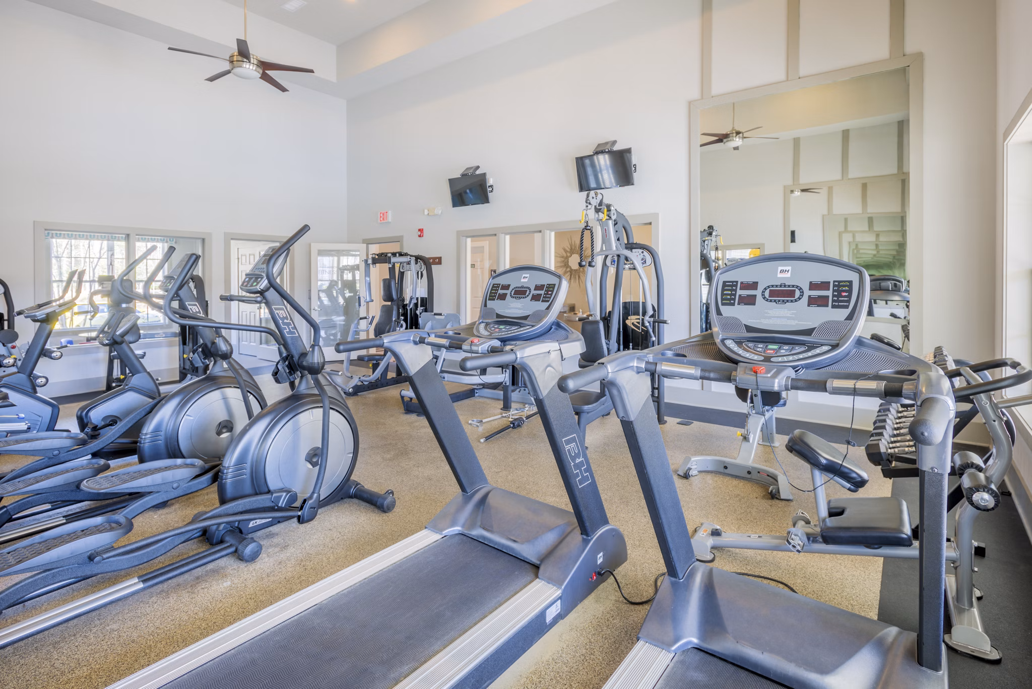 fitness center at Arbor Village Apartments