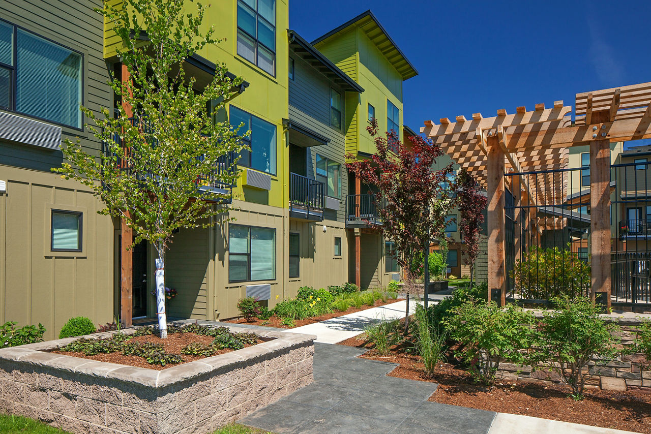 The Tennyson At Crescent Village Apartments Eugene Or 5 of 12