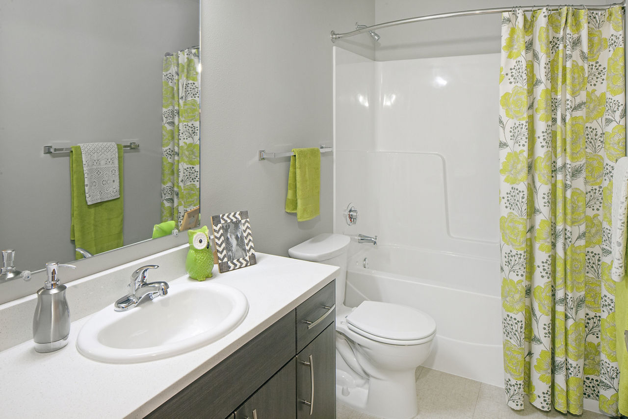 The Tennyson At Crescent Village Apartments Eugene Or 8 of 12