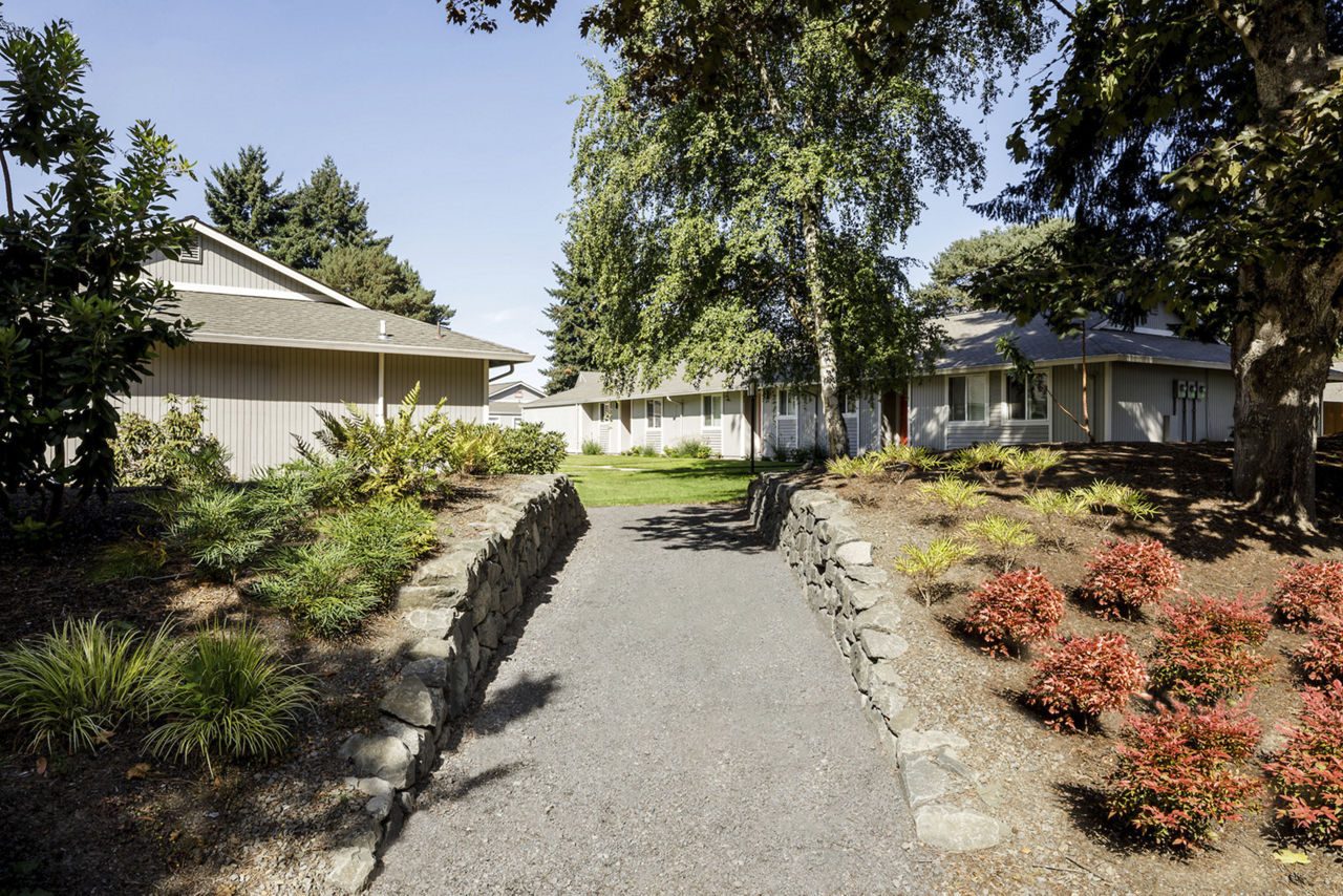 Lineage At Willow Creek Beaverton Or 23 of 29