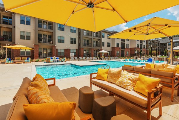 pool at Fountains Matthews Apartments