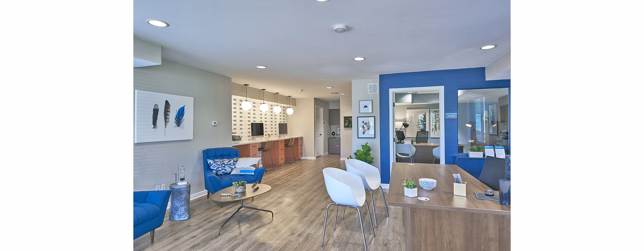 clubhouse at Sloan's Lake Apartments