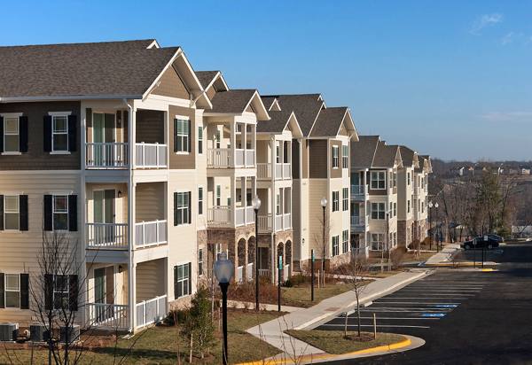 exterior at River Oaks Apartments
