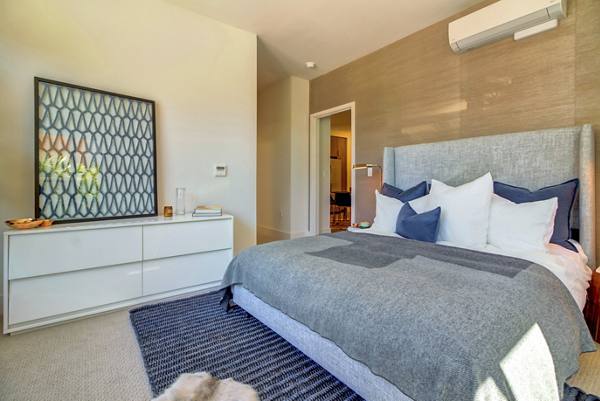 bedroom at Elan Menlo Park Apartments