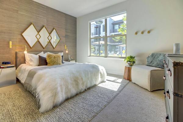 bedroom at Elan Menlo Park Apartments