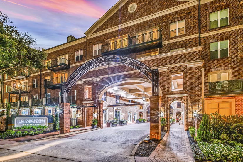 building/exterior at La Maison River Oaks Apartments