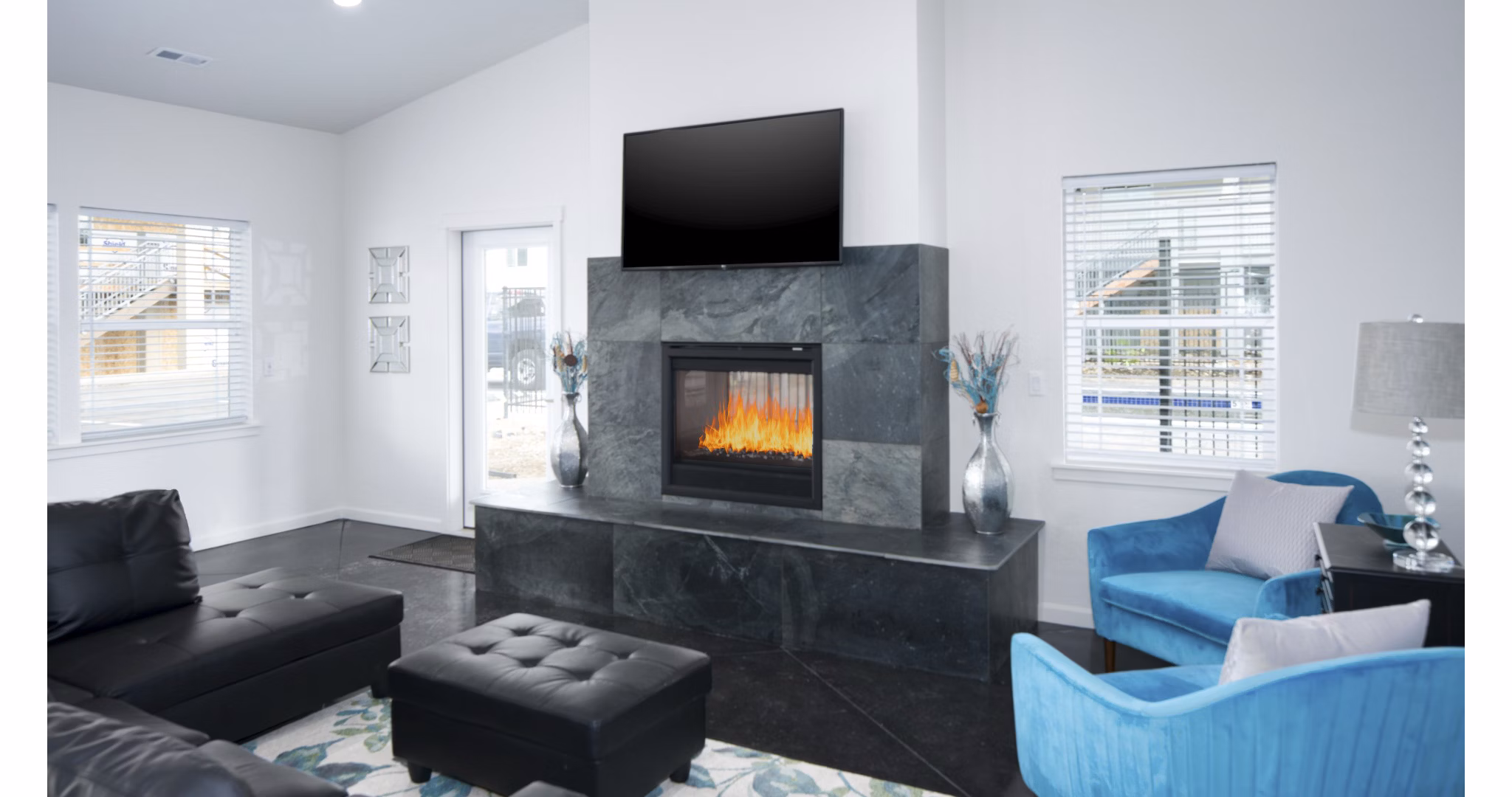 Clubhouse with modern furnishings at Villas at Tullamore Apartments