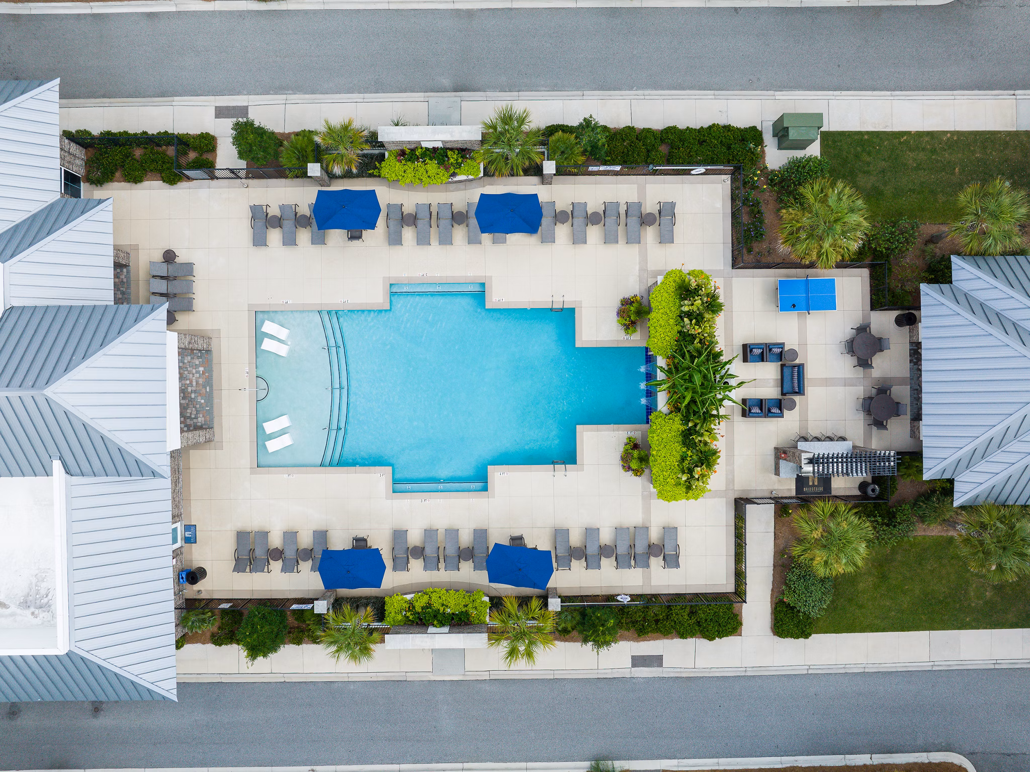 Bridgeside at Patriots Point: Stunning waterfront luxury apartments with scenic views