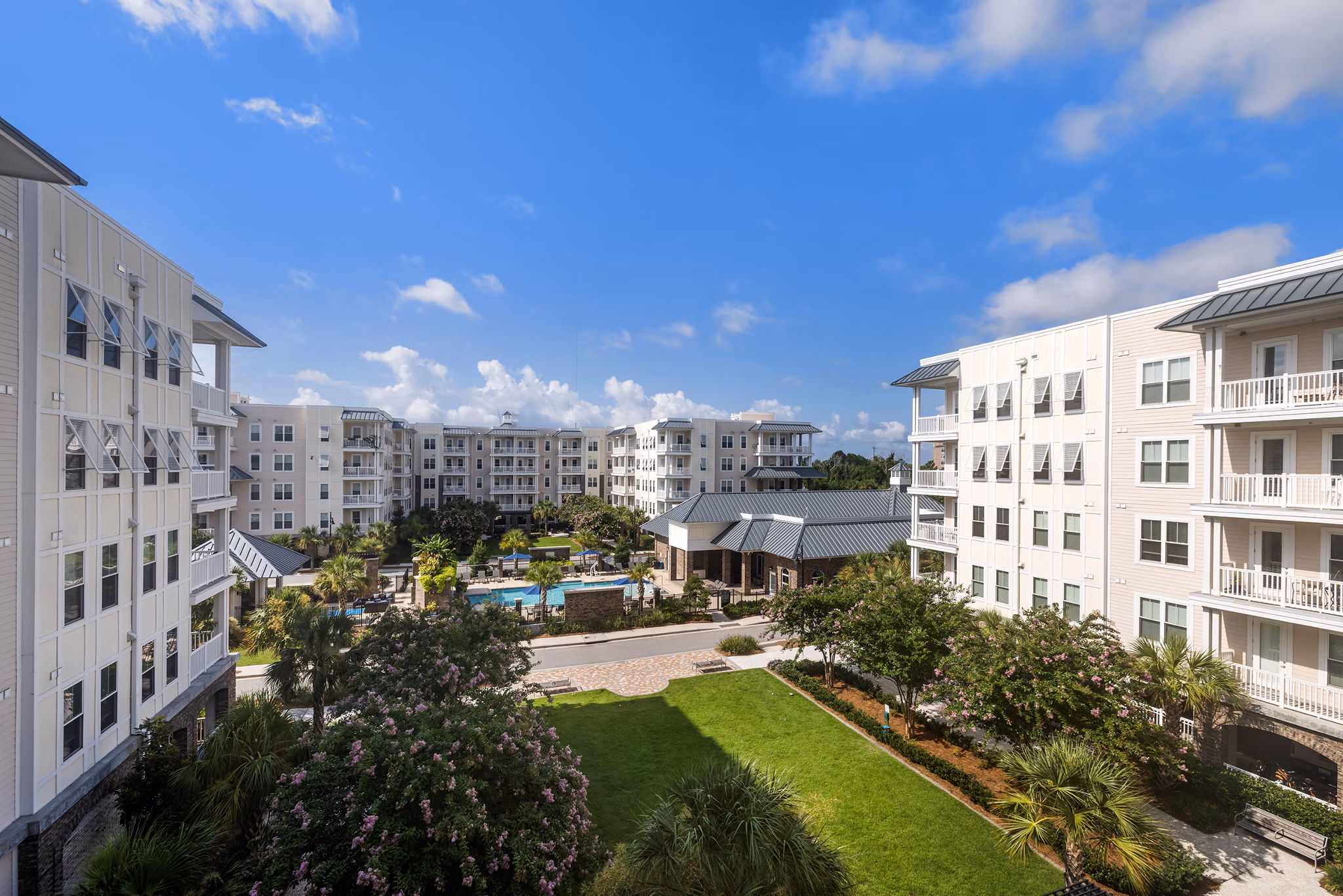 Bridgeside at Patriots Point: Scenic luxury apartments with waterfront views in Mount Pleasant