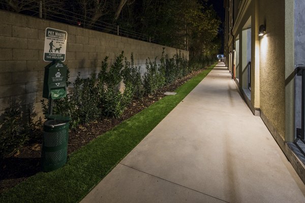 Luxe Pasadena Apartments: Well-designed dog park with agility equipment and seating areas