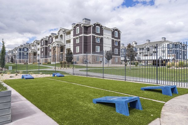 Courtyard with landscaped gardens at Copperwood Apartments