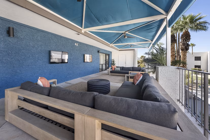 patio Visconti at Camelback Phase II Apartments 