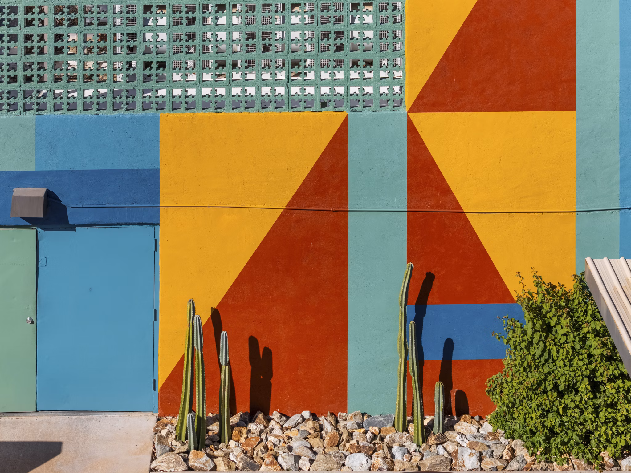 patio Visconti at Camelback Phase II Apartments 