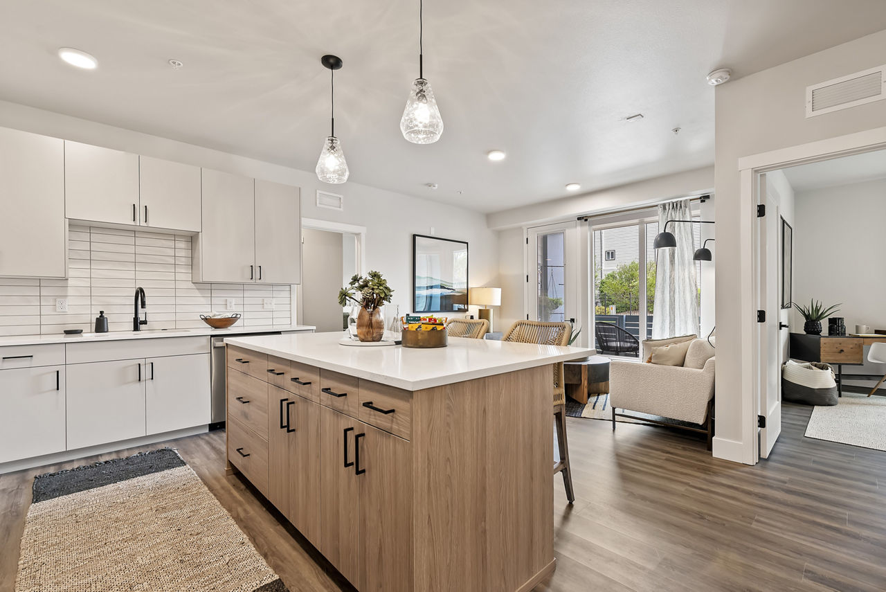 River Pointe Apartments Boise Id 2 of 12