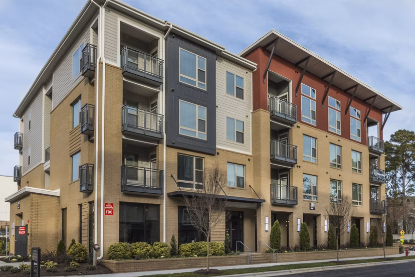 Anderson Flats: Modern luxury apartments in vibrant downtown location
