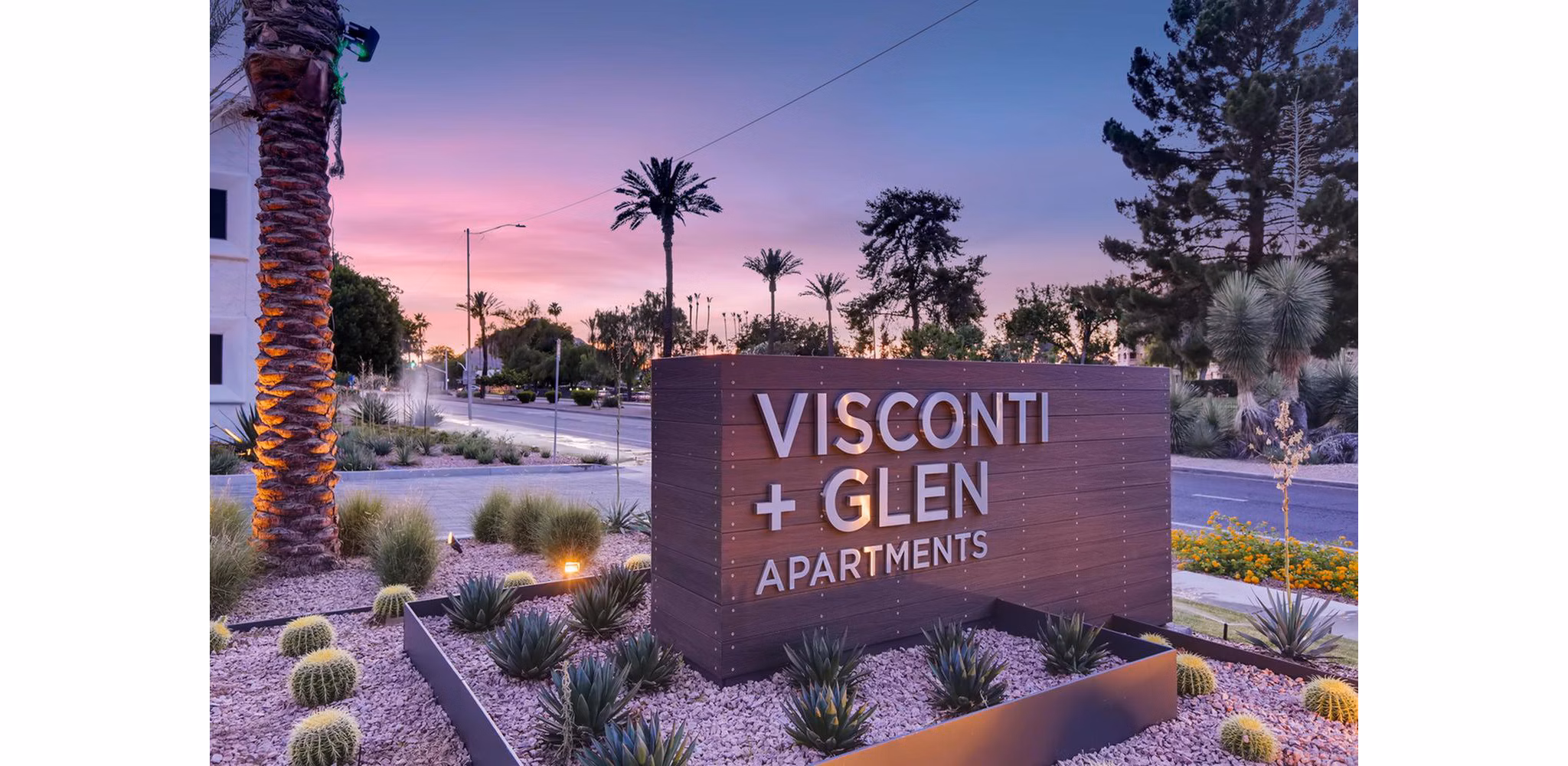 The Glen at Old Town Apartments: Elegant signage of our luxury community