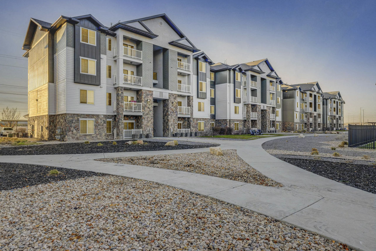 Sandalwood Apartments West Valley City Ut 4 of 12