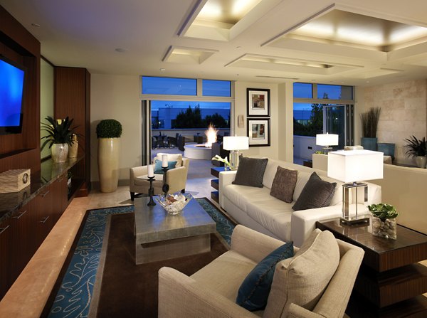 Clubhouse featuring modern design and entertainment spaces at Ashton San Francisco Apartments