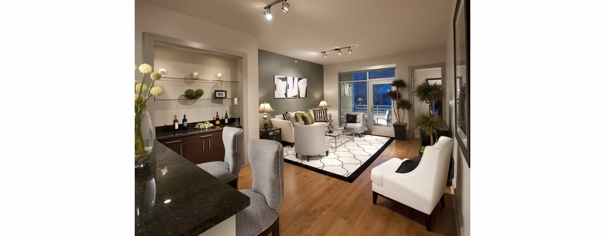 Elegant living room with contemporary furnishings at Ashton San Francisco Apartments, showcasing spacious design and natural light