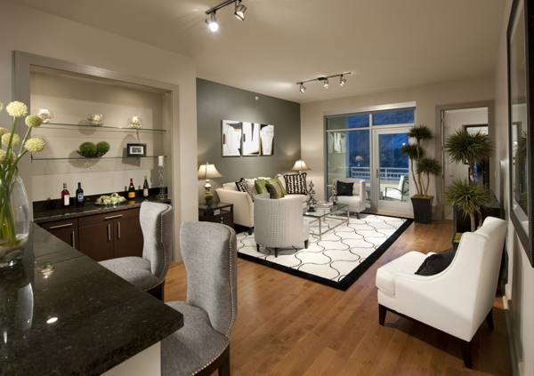 living room at Ashton San Francisco Apartments