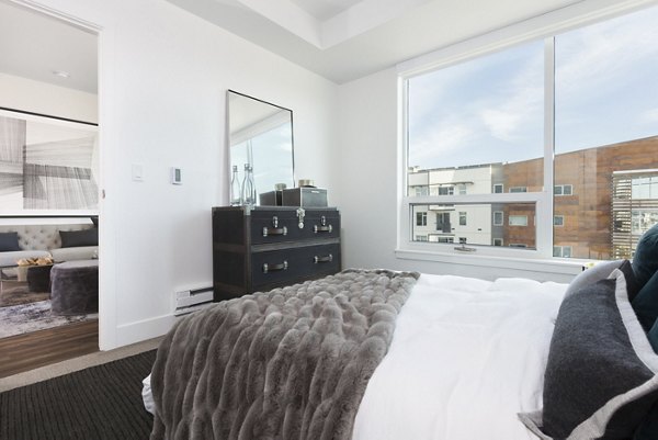 bedroom at Duboce Apartments