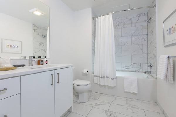 bathroom at Duboce Apartments
