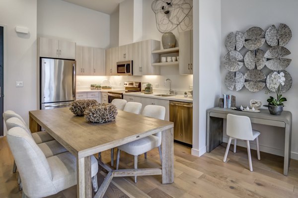 Quimby - The Apartment Collection at Bay Meadows