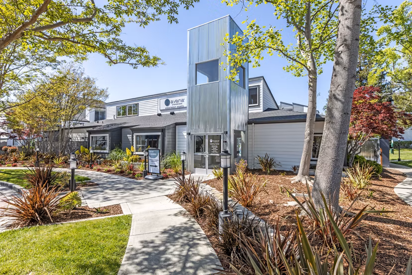 Avana Stoneridge: Elegant of luxury apartments in sunny Pleasanton, CA