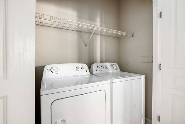 laundry facility at Windsor at Tryon Village Apartments