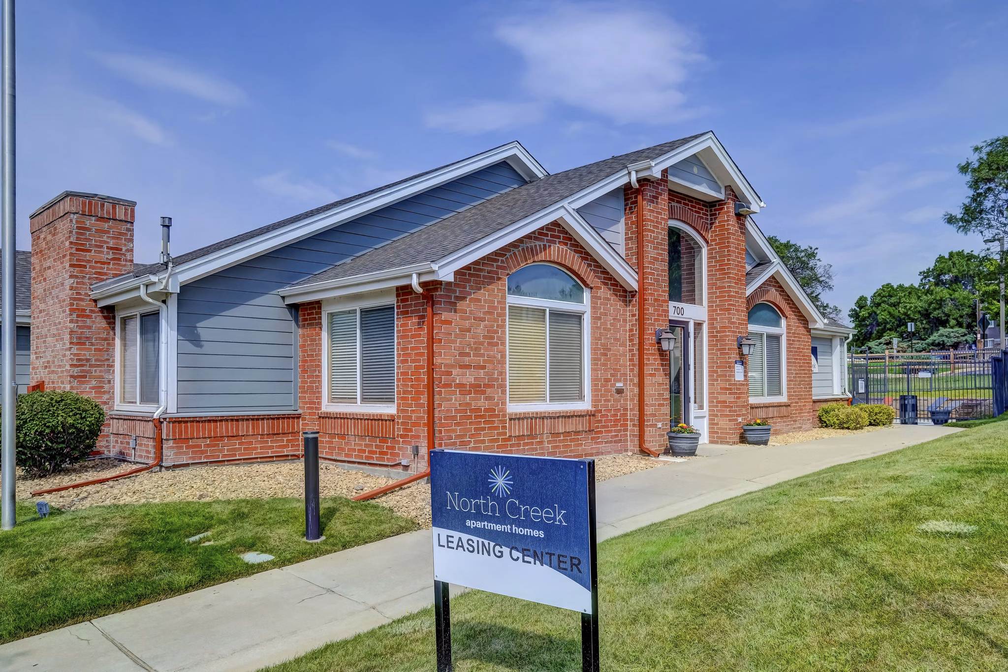 building at North Creek Apartments