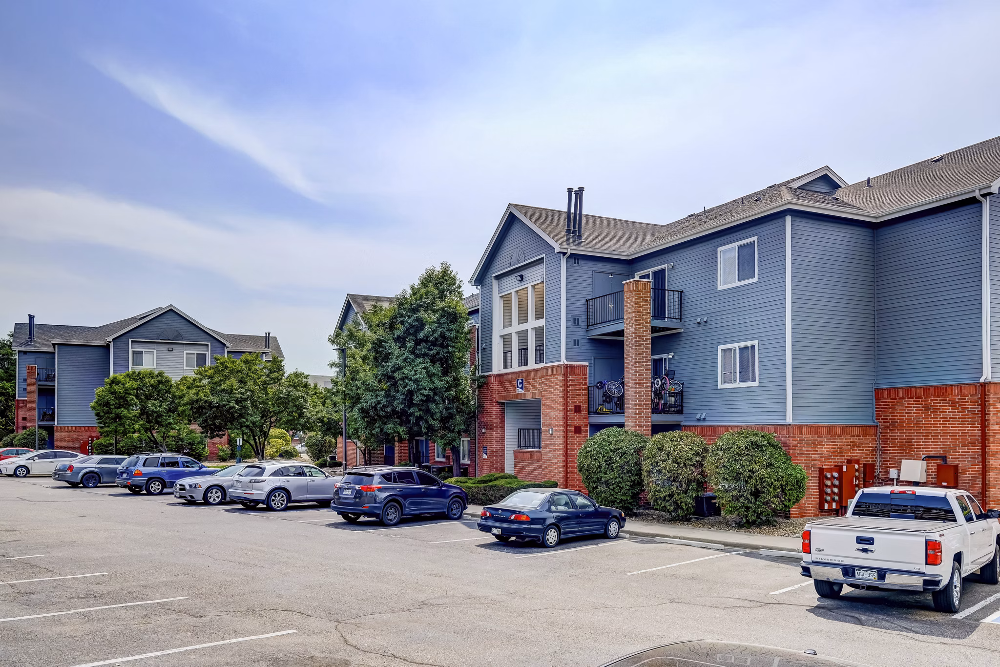 building at North Creek Apartments