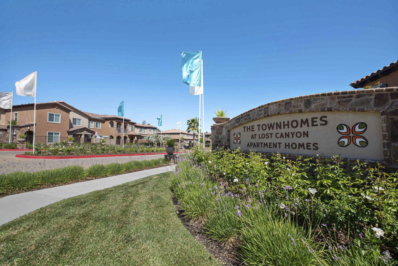 Townhomes At Lost Canyon Apartments Santa Clarita Ca 3 of 12