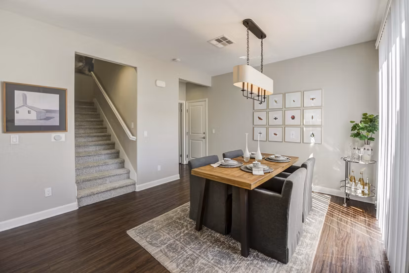 dining room at Townhomes at Lost Canyon Apartments