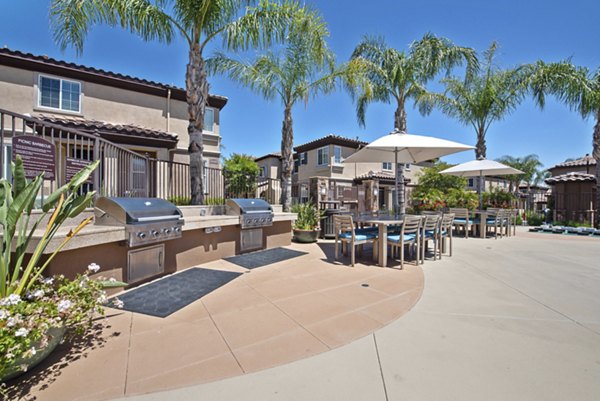 grill area at Townhomes at Lost Canyon Apartments