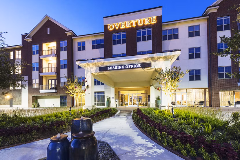 Overture Sugar Land: Elegant of luxury apartments in vibrant Sugar Land neighborhood
